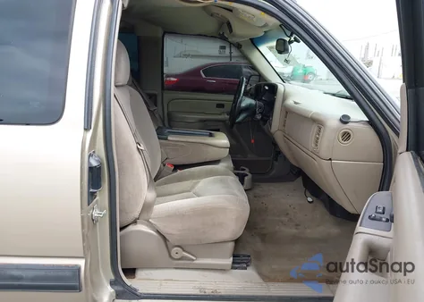 2004 Chevrolet Silverado 1500 Ls z USA, uszkodzony, nr VIN 2GCEC19V941246587